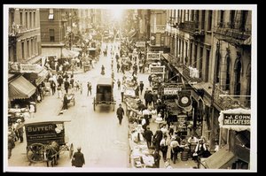 Verso est su Rivington e Orchard Streets, 1905 da American Photographer